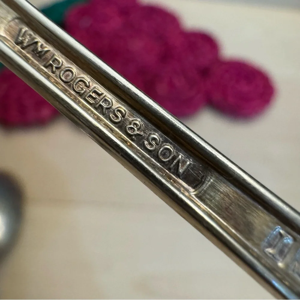 Vintage Marked WM Rogers & Son IS April & Continental 1886 Silver Plate Spoons